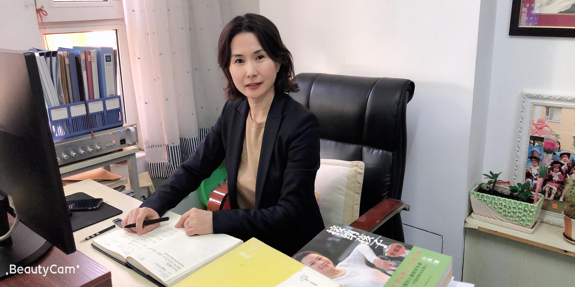 园长杨晓荣44444444444.jpg